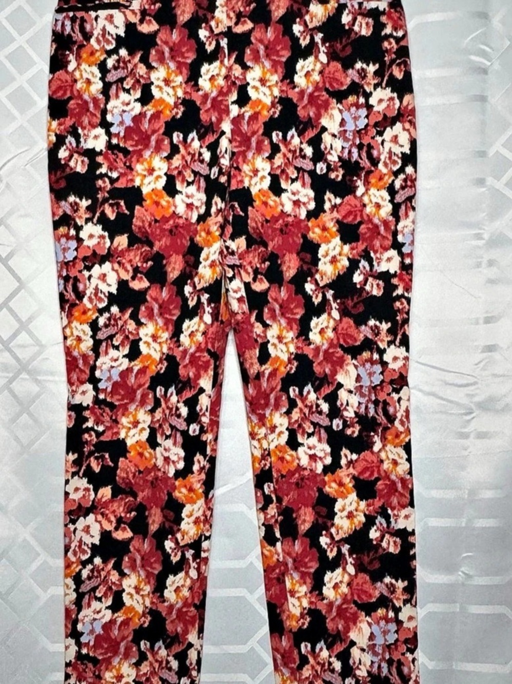 Chico's Floral Straight Leg Pants Black Pink Size 0.5P Like New